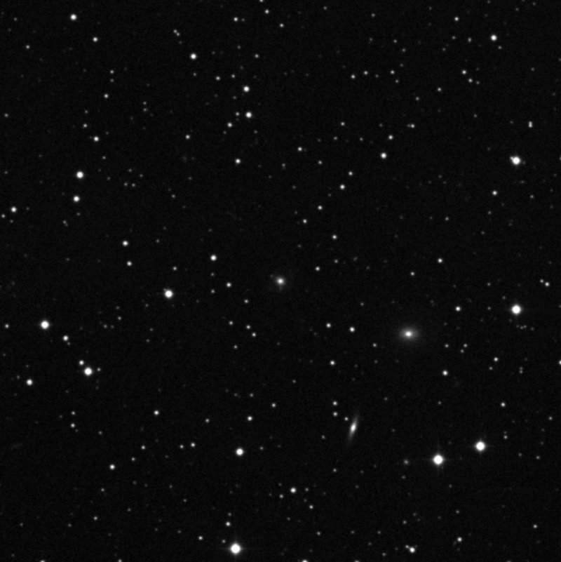 IC 1902 - Zoom