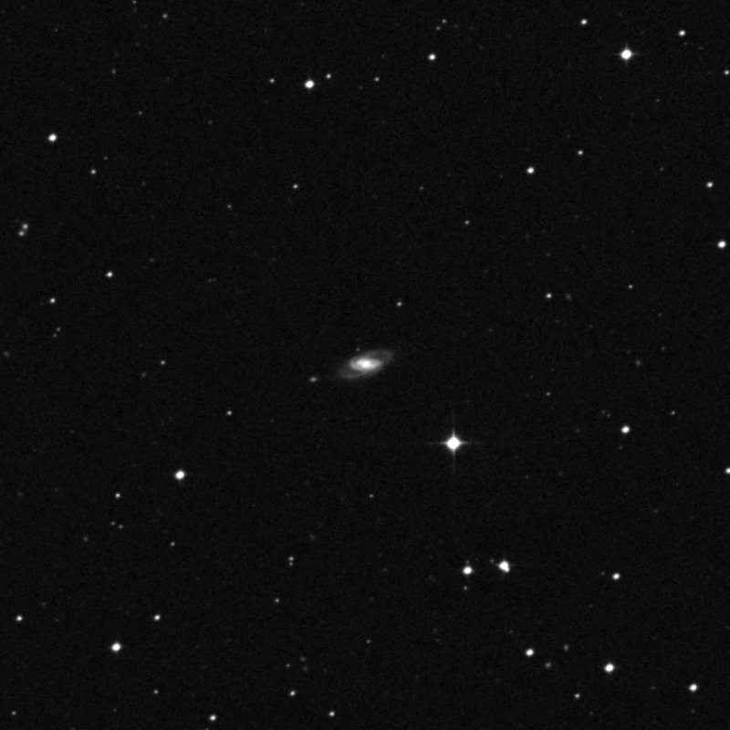 IC 1904 - Zoom