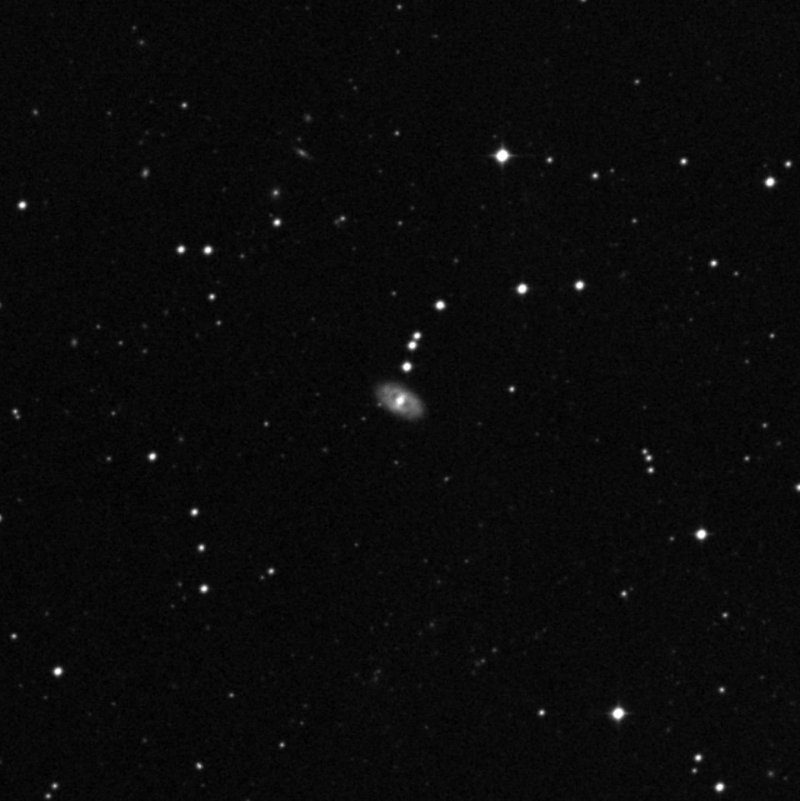 IC 1909 - Zoom
