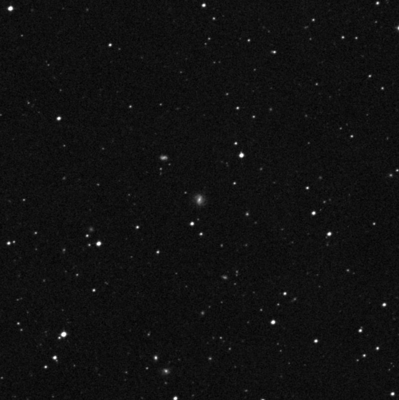 IC 1915 - Zoom