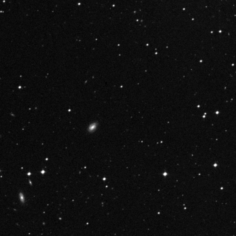IC 1925 - Zoom
