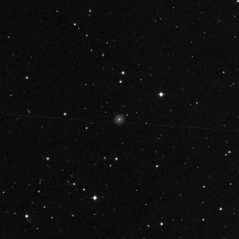 IC 1931 - Zoom