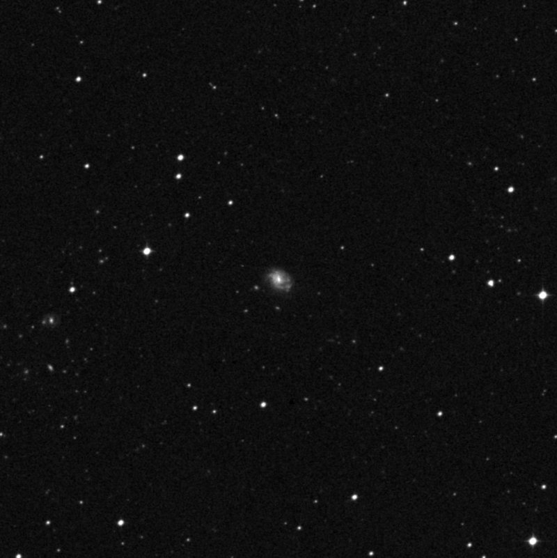 IC 1935 - Zoom