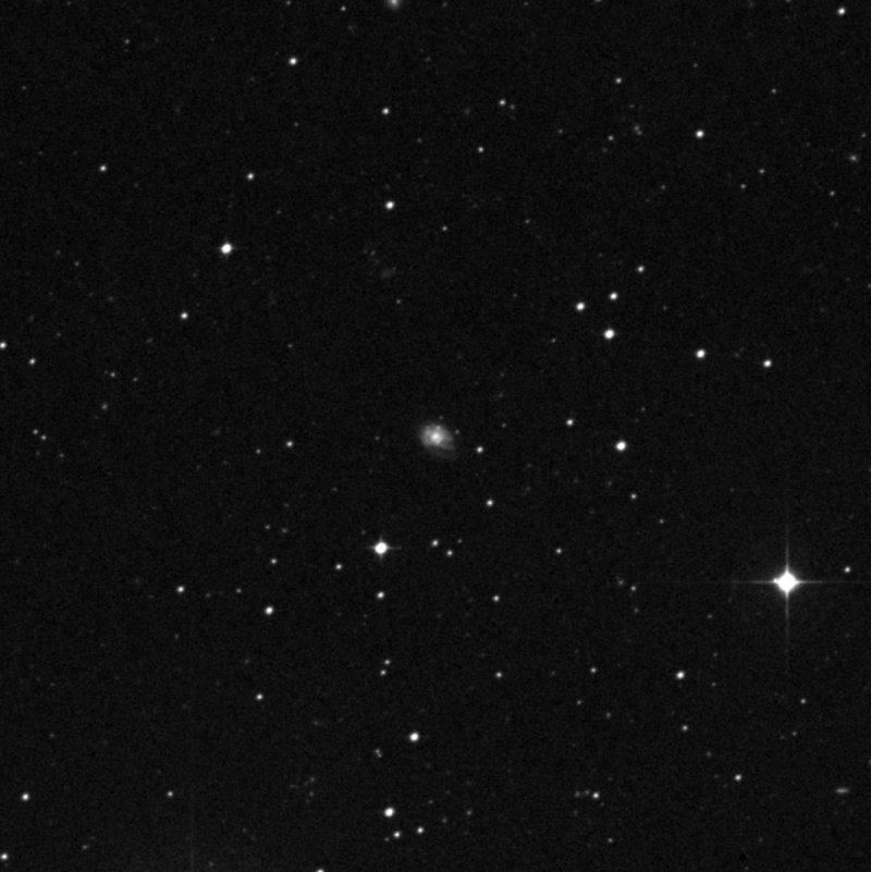 IC 1937 - Zoom