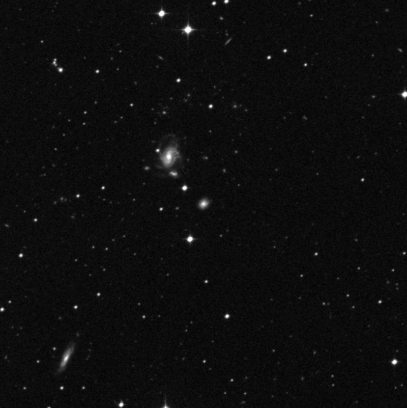 IC 1947 - Zoom