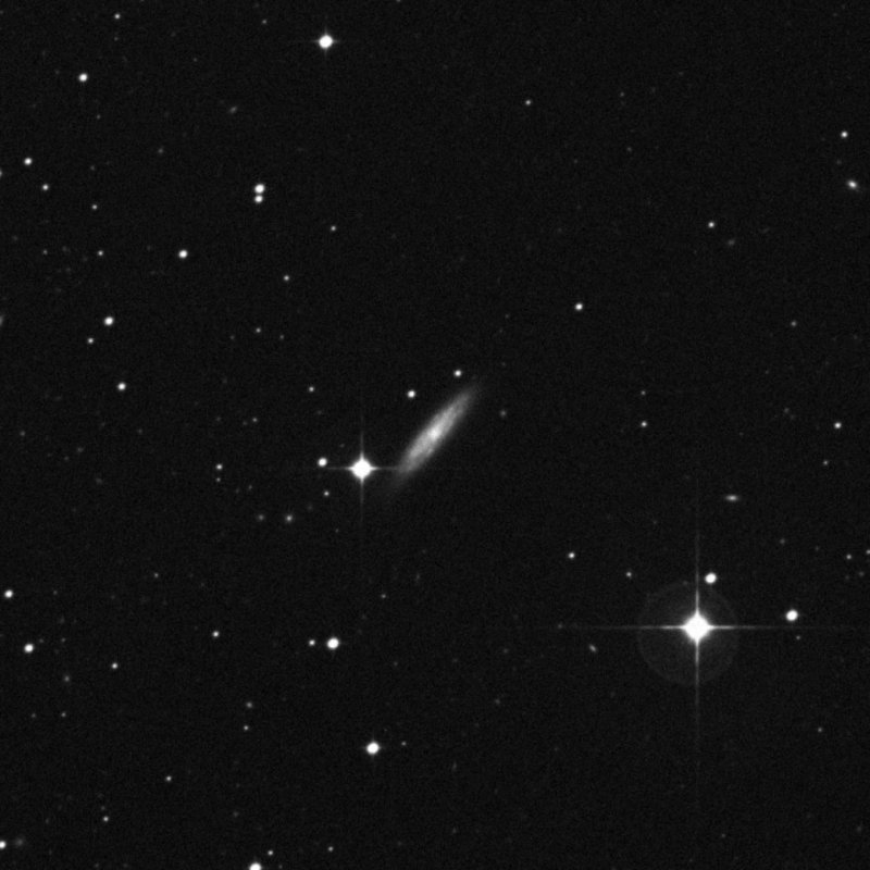 IC 1952 - Zoom