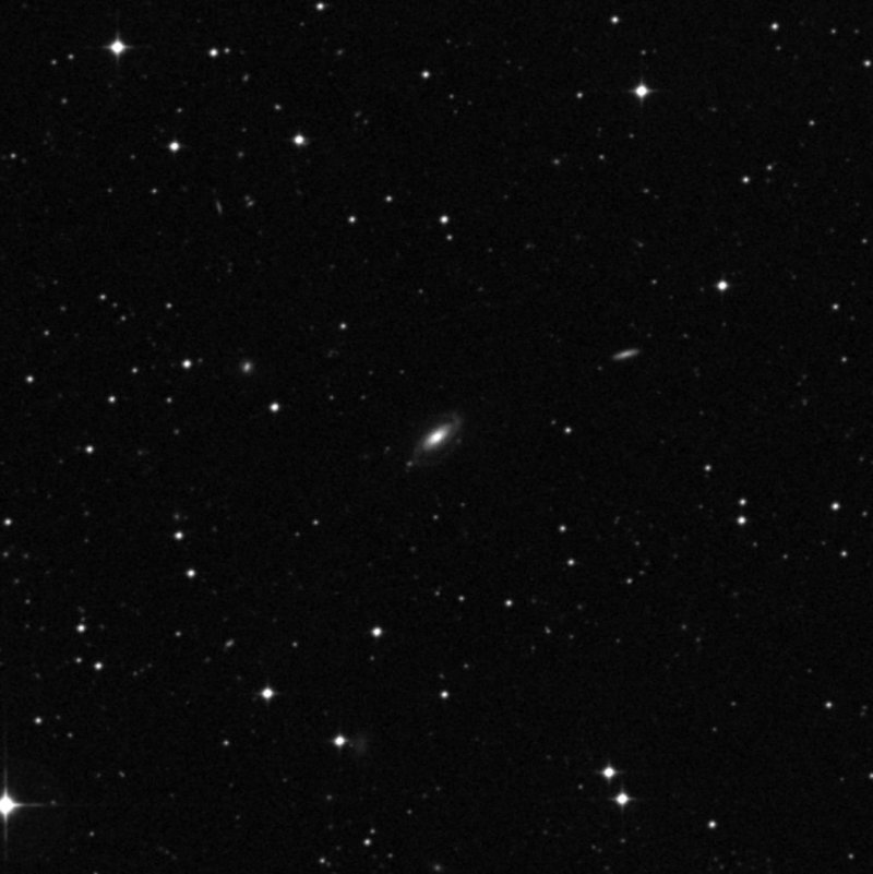 IC 2033 - Zoom