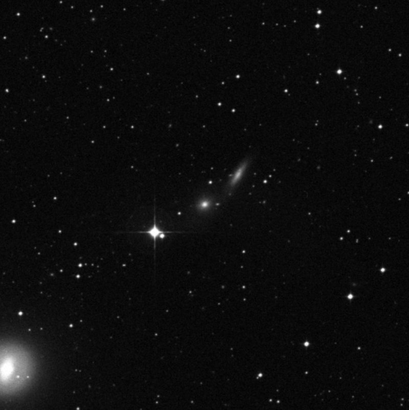 IC 2039 - Zoom