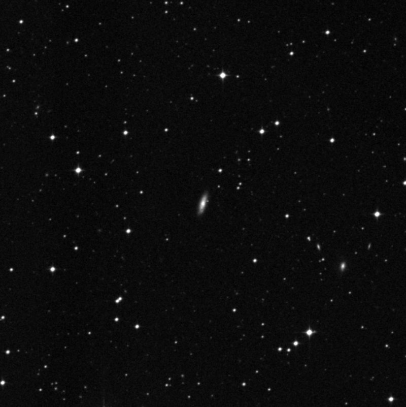 IC 2052 - Zoom