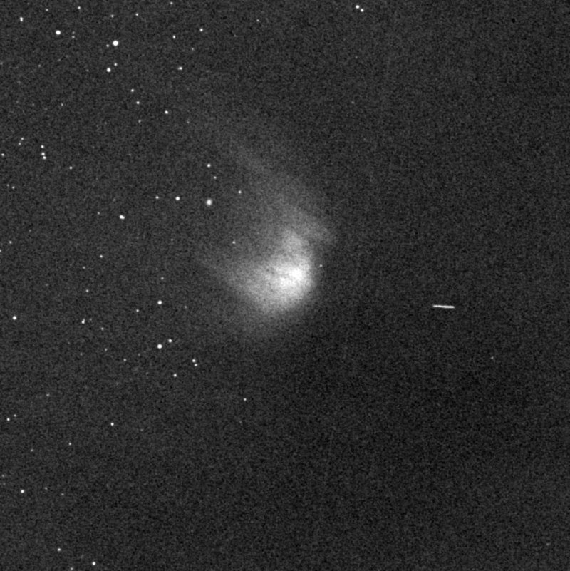 IC 2087 - Zoom