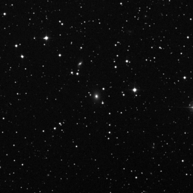 IC 2176 - Zoom