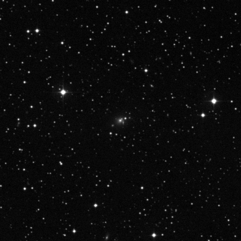 IC 2182 - Zoom
