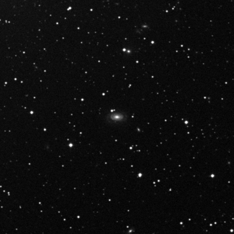 IC 2193 - Zoom