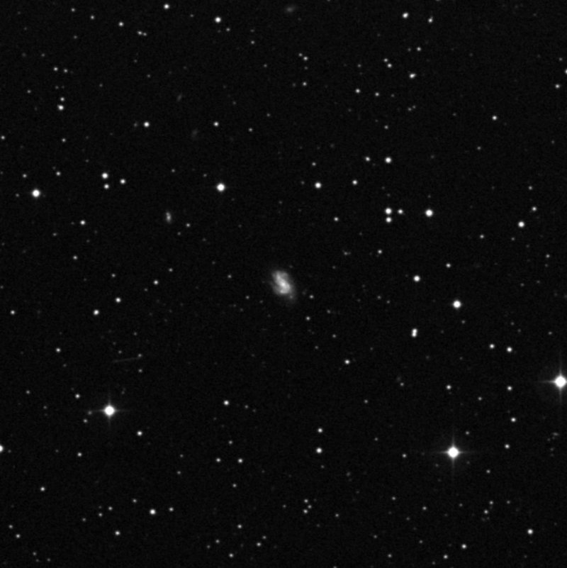 IC 2199 - Zoom