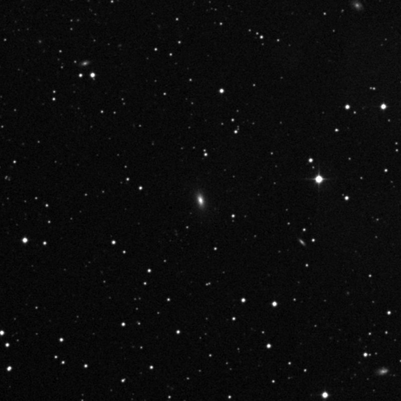 IC 2208 - Zoom