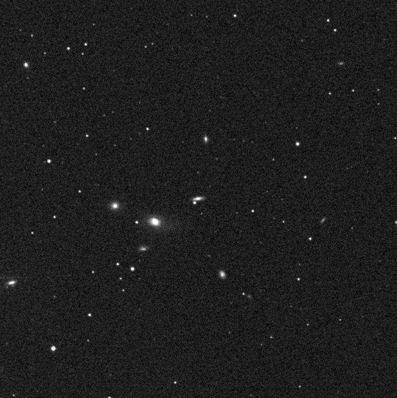 IC 2474 - Zoom