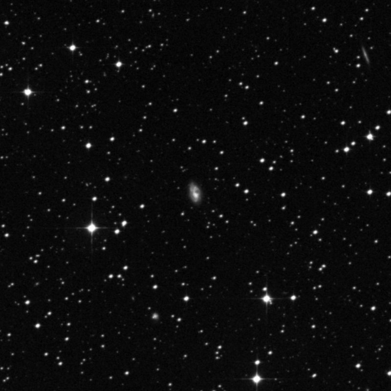 IC 2558 - Zoom