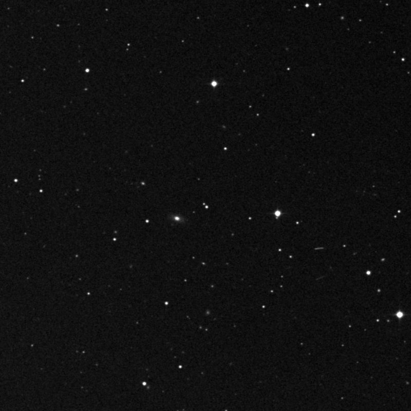 IC 2635 - Zoom