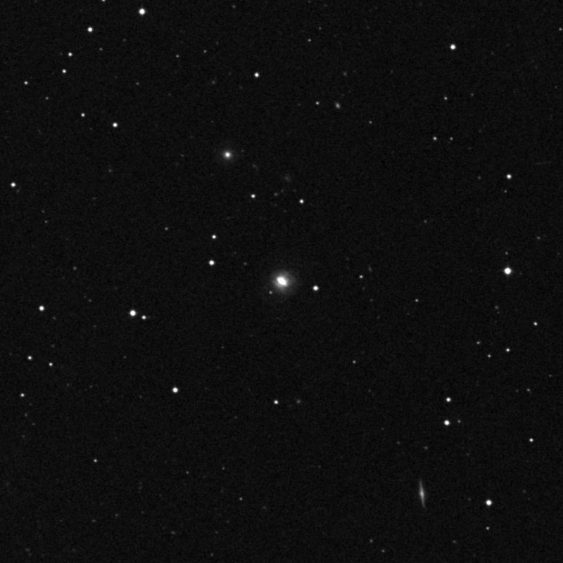 IC 2637 - Zoom