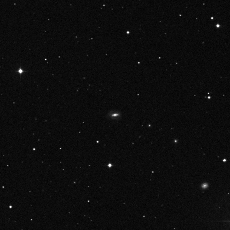 IC 2638 - Zoom