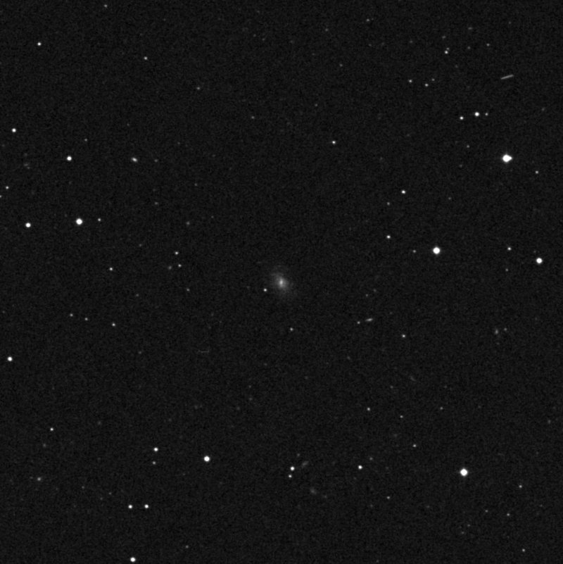 IC 2674 - Zoom