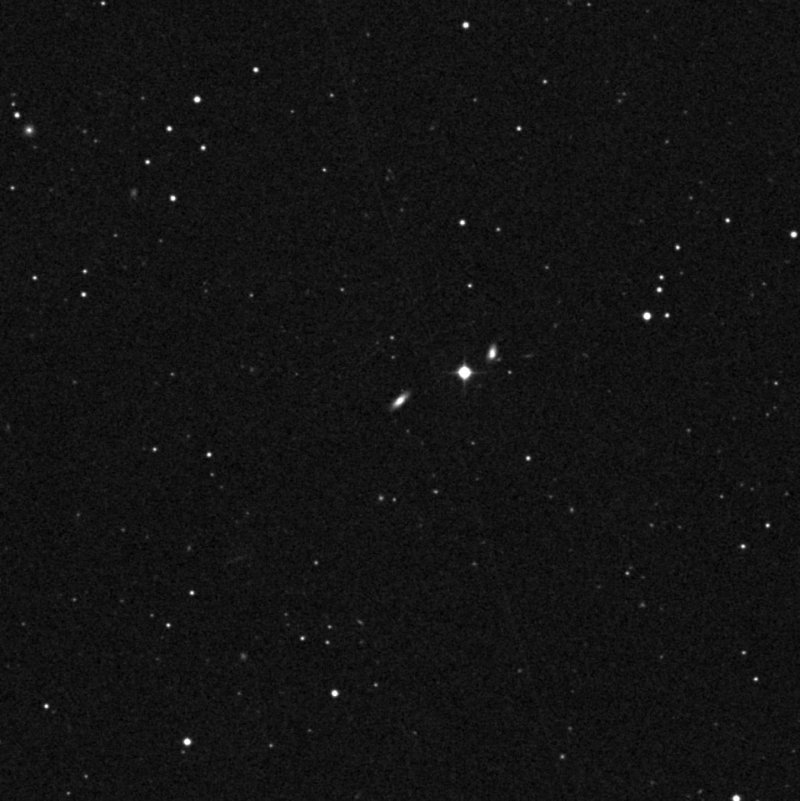 IC 2680 - Zoom