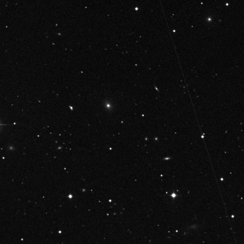IC 2719 - Zoom