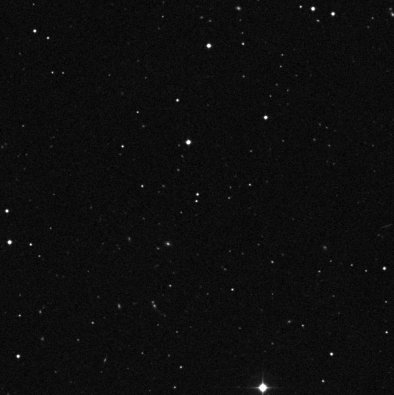 IC 2733 - Zoom