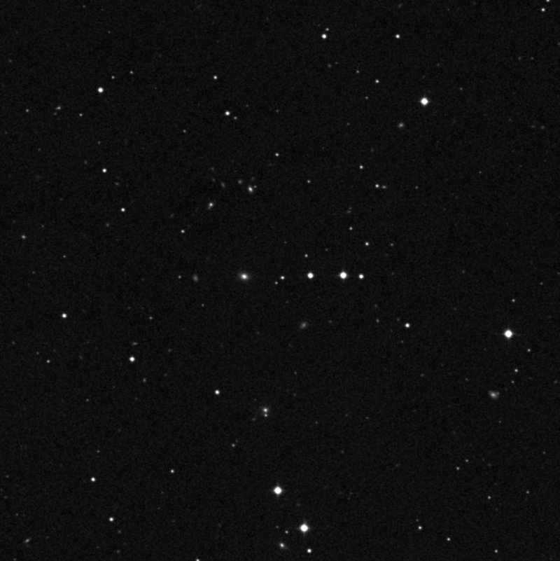 IC 2747 - Zoom