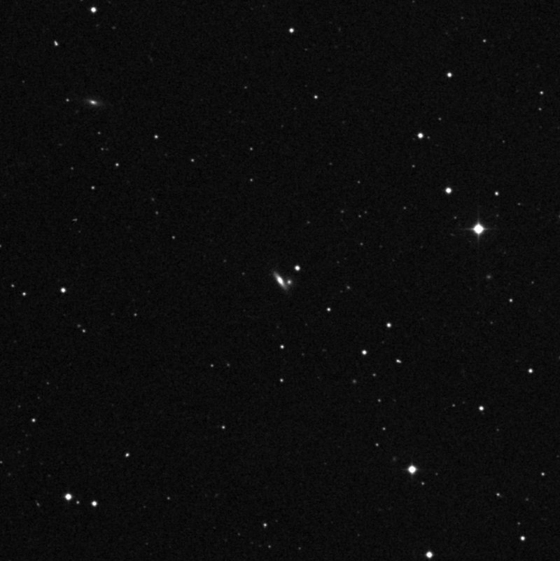 IC 2758 - Zoom