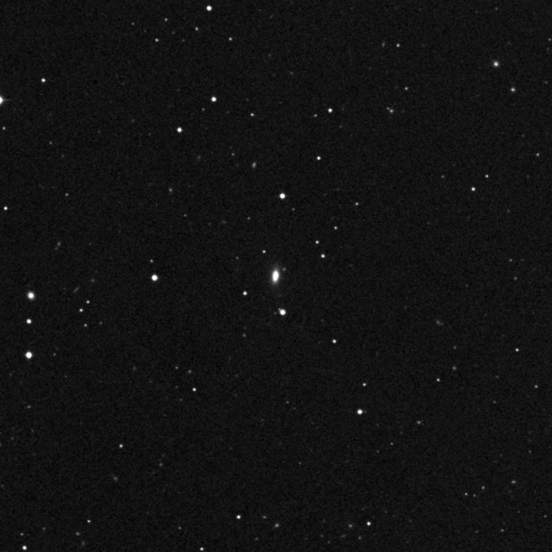 IC 2829 - Zoom