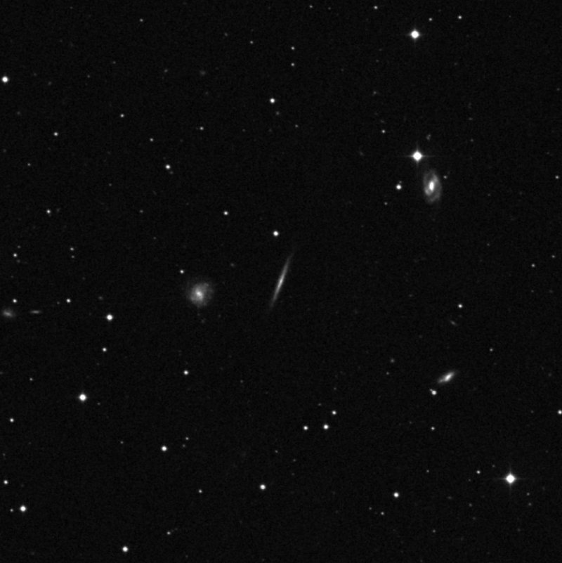 IC 2857 - Zoom