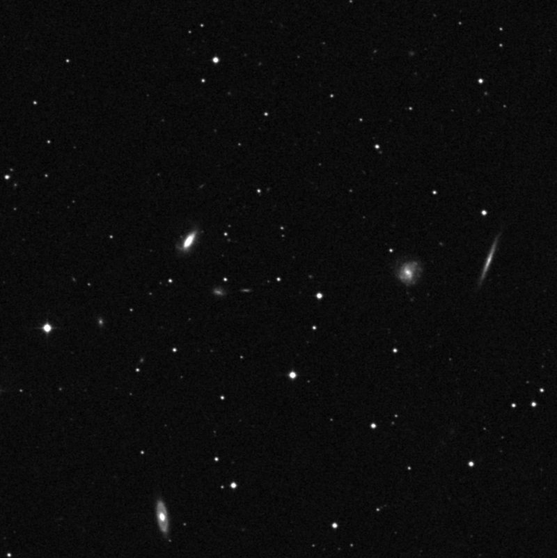 IC 2863 - Zoom