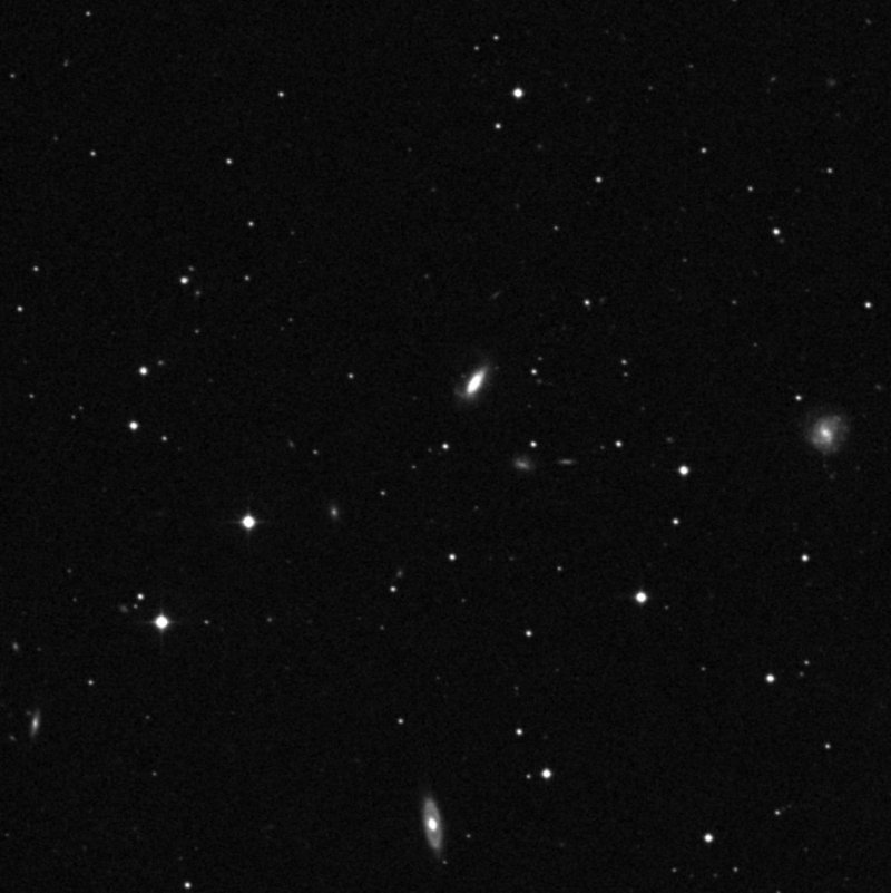IC 2868 - Zoom