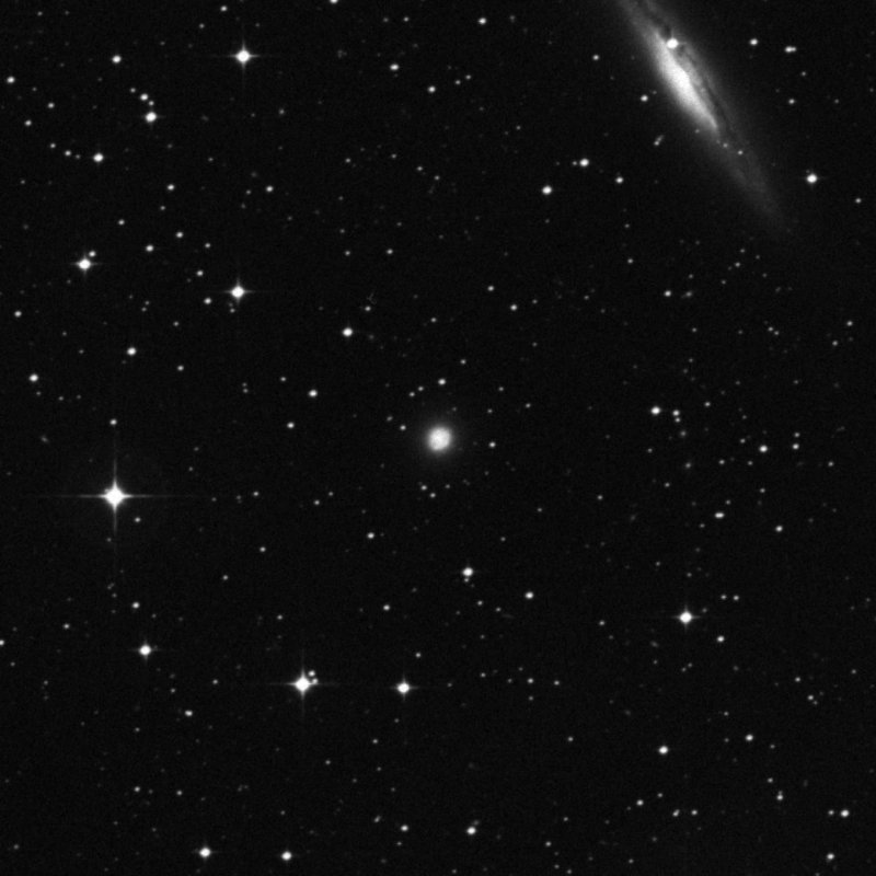 IC 2913 - Zoom