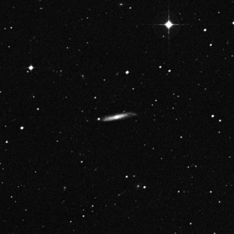 IC 2975 - Zoom