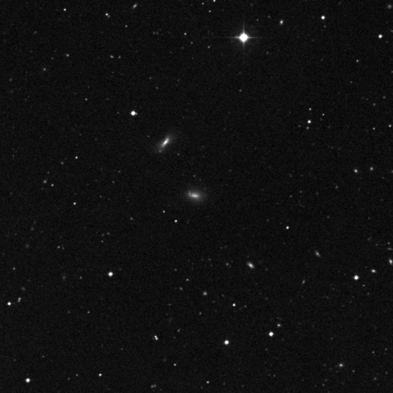 IC 2984 - Zoom