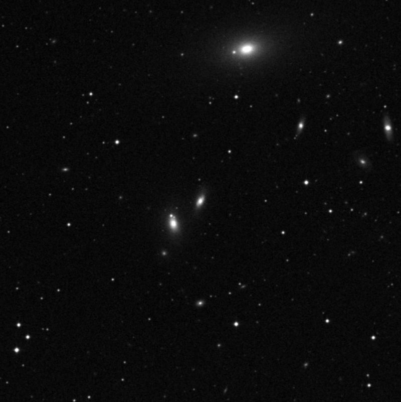 IC 2989 - Zoom