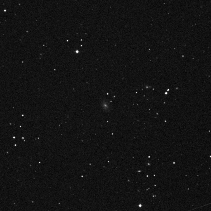 IC 3004 - Zoom