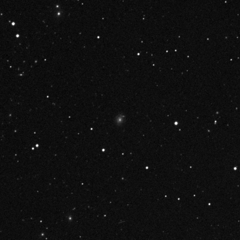IC 3013 - Zoom