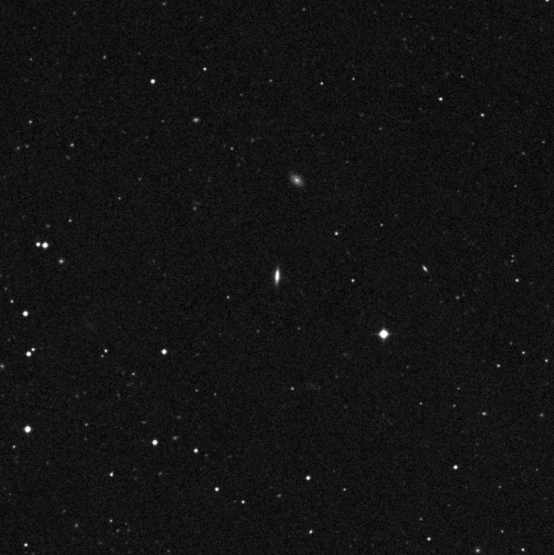 IC 3018 - Zoom