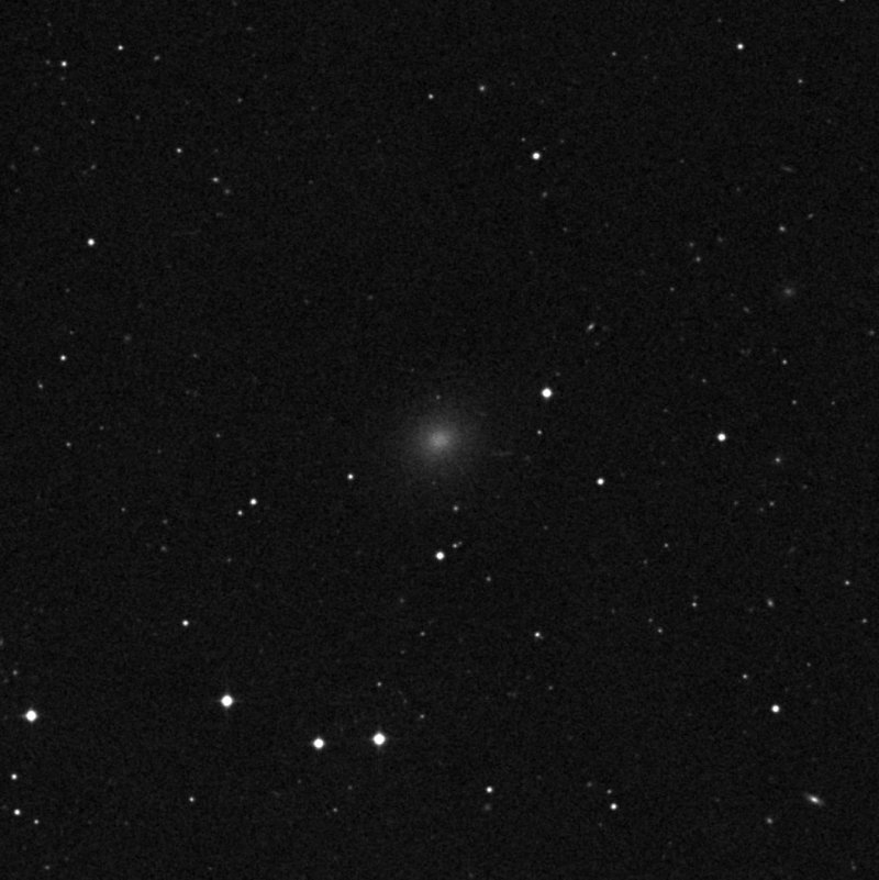 IC 3019 - Zoom