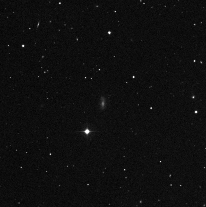IC 3033 - Zoom