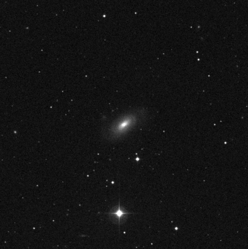 IC 3102 - Zoom