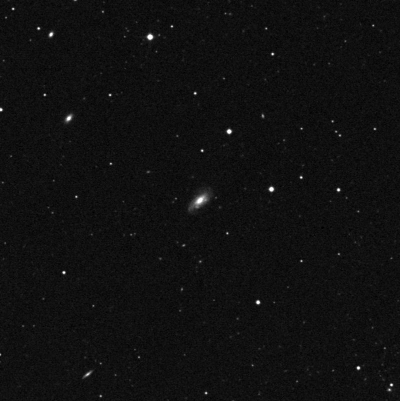 IC 3107 - Zoom