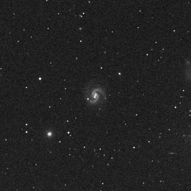 IC 3115 - Zoom