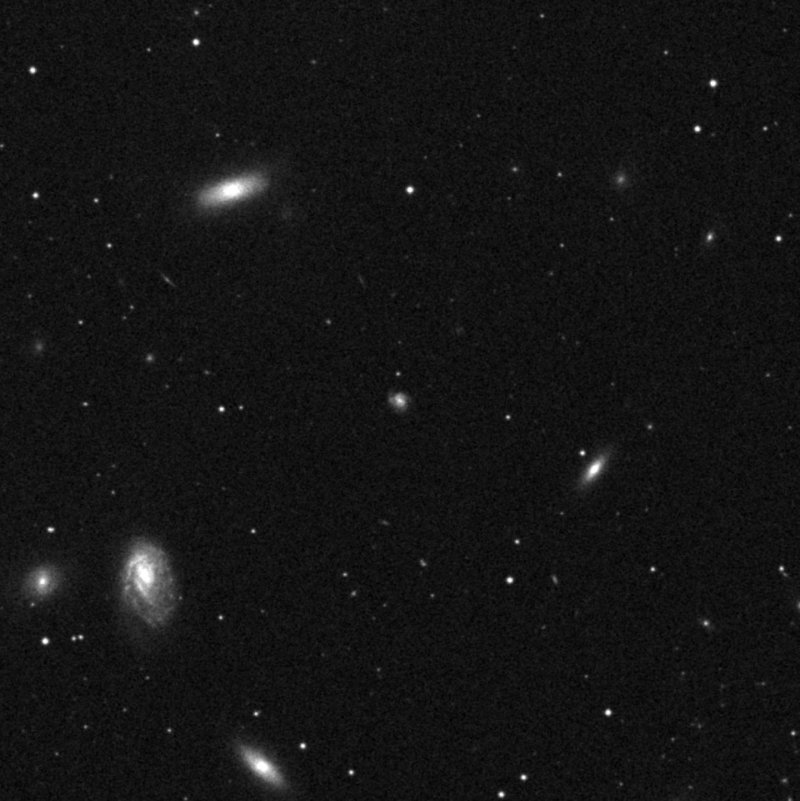 IC 3153 - Zoom