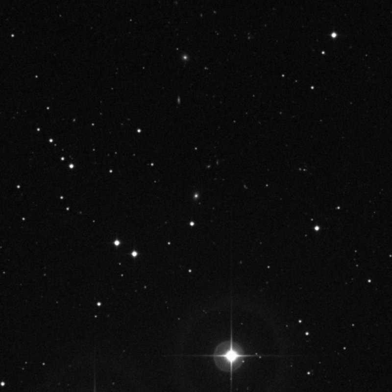 IC 3194 - Zoom