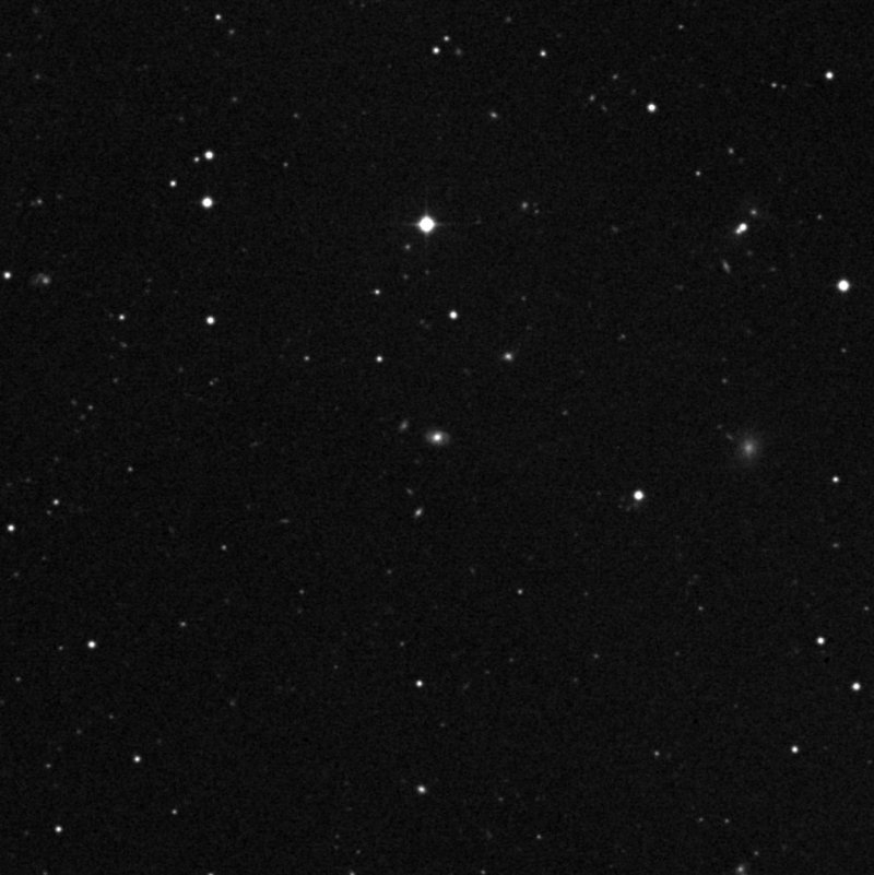 IC 3196 - Zoom