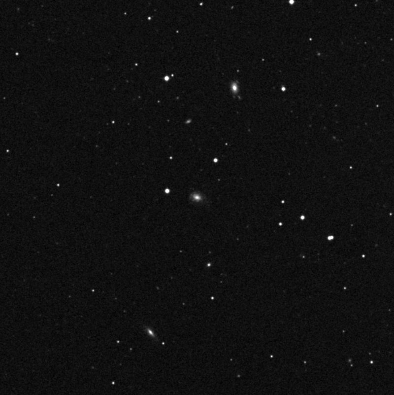 IC 3244 - Zoom